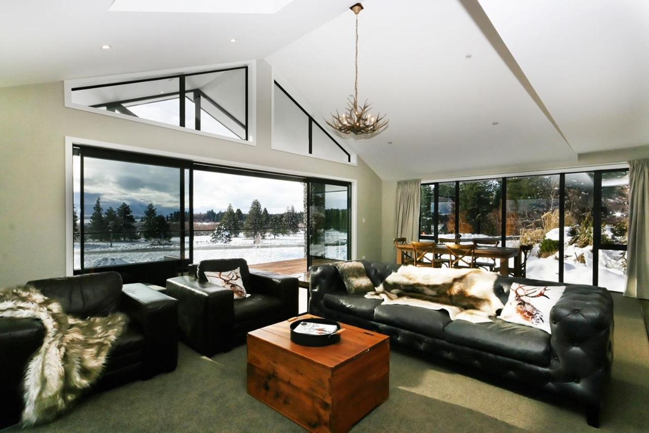 Lake Views At Antler Lodge 레이크 테카포 외부 사진